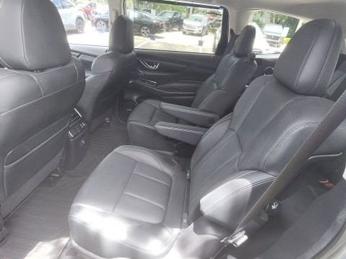 Used 2023 Subaru Ascent Limited w/ Technology Package AWD/4WD image 8