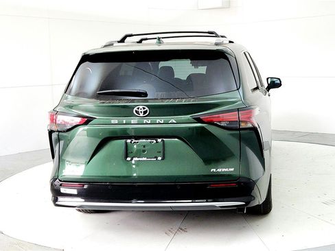 New 2026 Toyota Sienna Platinum AWD/4WD image 5