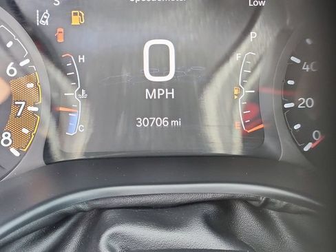 Used 2025 Jeep Compass Limited AWD/4WD image 14