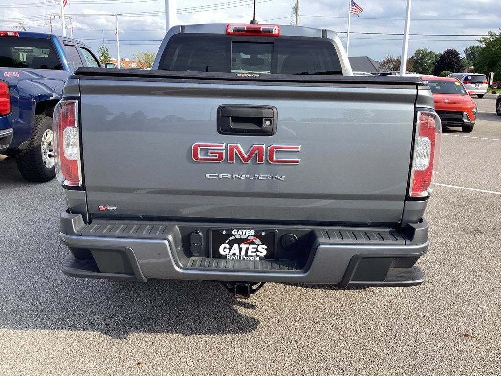Used 2022 GMC Canyon Elevation w/ Elevation Premium Package AWD/4WD image 5