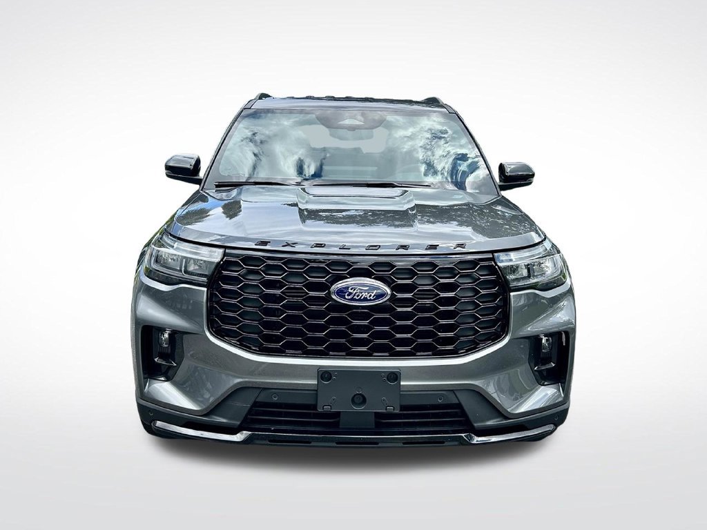 Used 2026 Ford Explorer ST-Line w/ ST-Line Street Pack RWD image 2