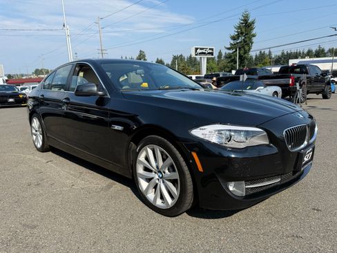 Used 2013 BMW 535i xDrive Sedan image 2