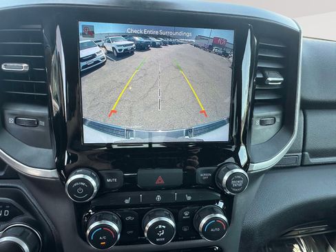 Used 2022 RAM 1500 Big Horn AWD/4WD image 12