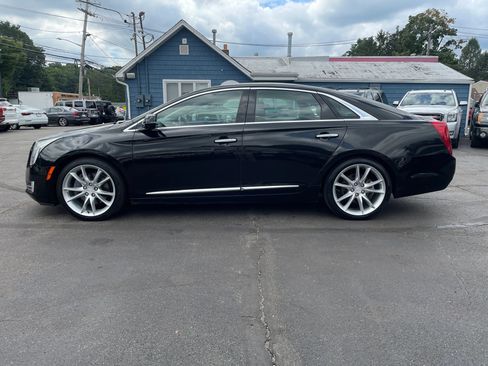 Used 2016 Cadillac XTS Premium AWD/4WD image 2
