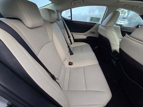 New 2025 Lexus ES 350 w/ Premium Package image 14