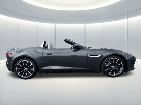 Used 2016 Jaguar F-TYPE Convertible RWD image 6