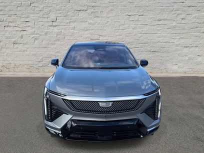 New 2026 Cadillac Optiq Luxury 2