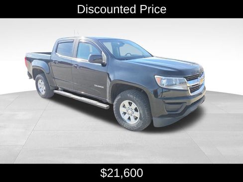 Used 2019 Chevrolet Colorado W/T w/ WT Convenience Package AWD/4WD image 3