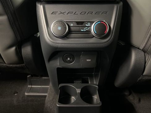 New 2026 Ford Explorer Active image 32