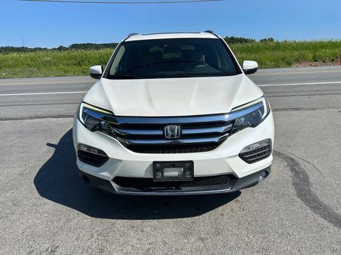 Used 2017 Honda Pilot Elite image 4