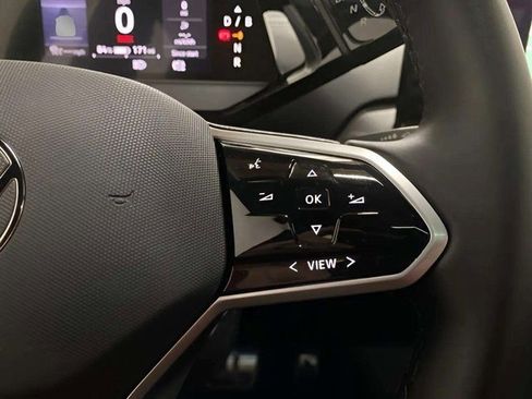 Used 2024 Volkswagen ID.4 S image 38