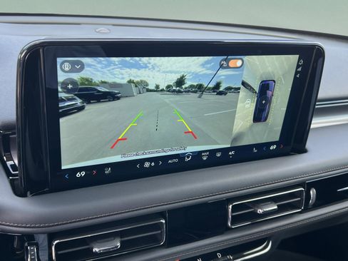 New 2026 Lincoln Aviator 2WD image 16