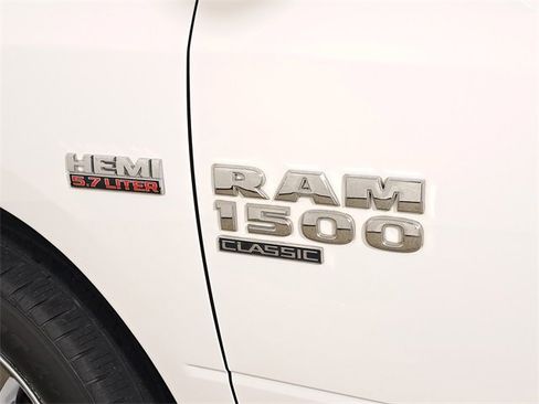 Used 2019 RAM 1500 Big Horn image 9