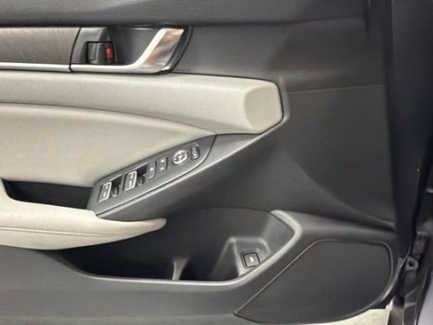 Used 2020 Honda Accord EX image 27