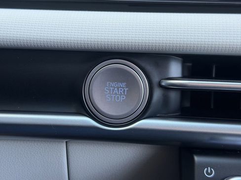 New 2026 Hyundai Tucson SE image 20