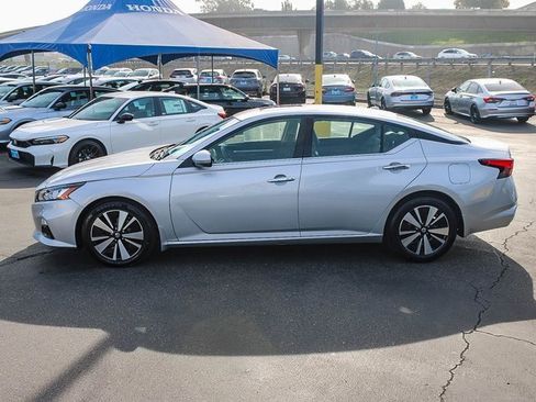 Used 2019 Nissan Altima 2.5 SL image 3