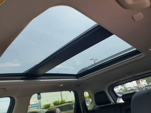 Certified 2024 Nissan Rogue SL w/ SL Premium Package FWD image 25