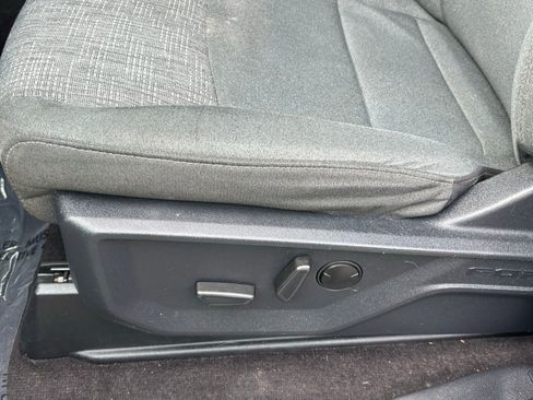 Used 2022 Ford F150 XLT w/ Equipment Group 302A High image 19