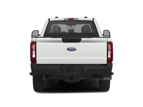 Certified 2025 Ford F350 XLT w/ FX4 Off-Road Package image 5