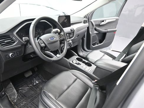 Used 2022 Ford Escape SEL image 17