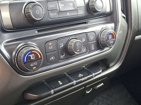 Used 2019 Chevrolet Silverado 1500 LT w/ All Star Edition AWD/4WD image 15