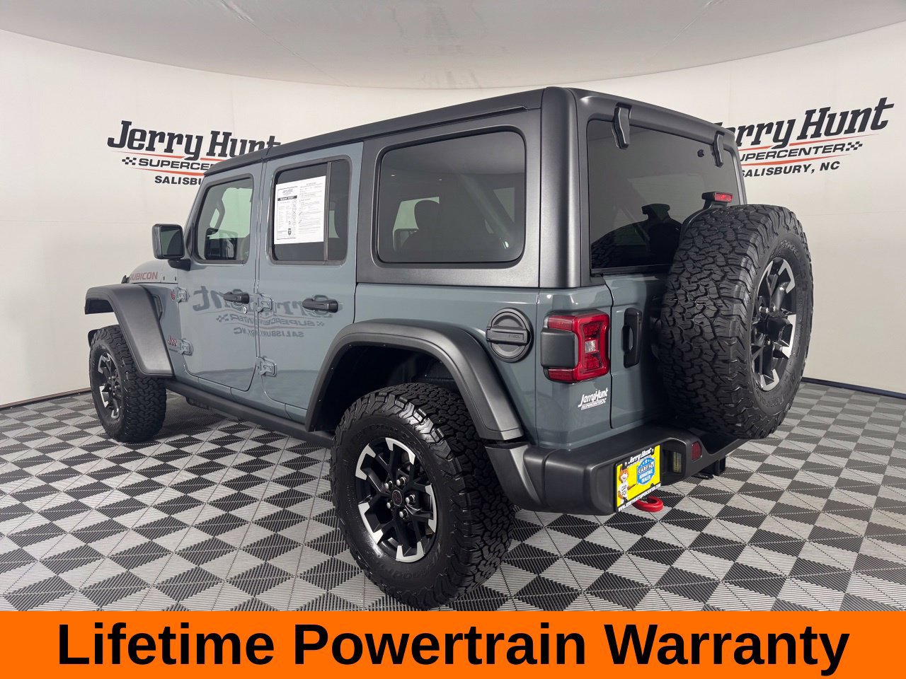 Used 2026 Jeep Wrangler Unlimited Rubicon AWD/4WD image 10