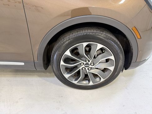 Used 2022 Lincoln Nautilus Reserve w/ Equipment Group 201A image 30