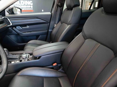 Used 2025 MAZDA CX-50 AWD 2.5 Hybrid w/ Premium Pkg image 10