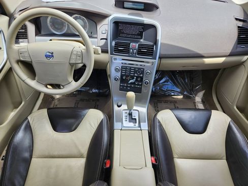Used 2010 Volvo XC60 T6 AWD/4WD image 16