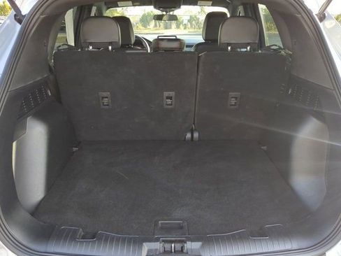 Used 2025 Ford Escape ST-Line image 13