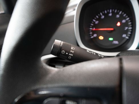 Used 2015 Chevrolet Equinox LS FWD image 13