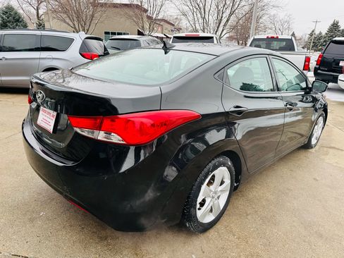 Used 2013 Hyundai Elantra GLS image 3
