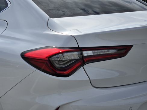 Certified 2025 Acura TLX w/ Technology Package image 15