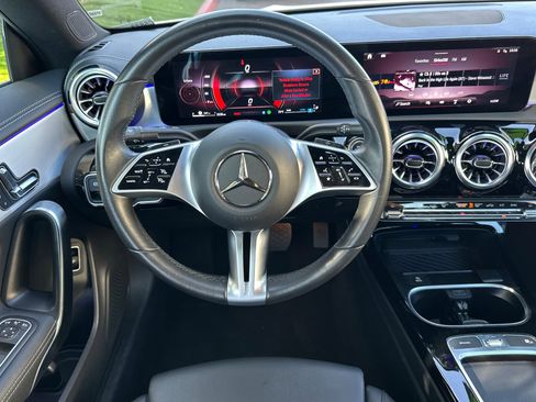 Used 2025 Mercedes-Benz CLA 250 image 14