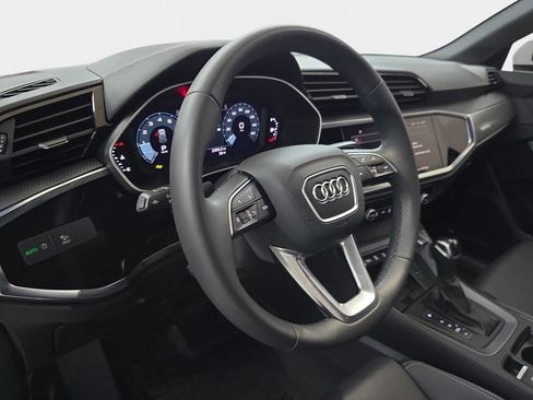 Used 2025 Audi Q3 2.0T Premium AWD/4WD image 19