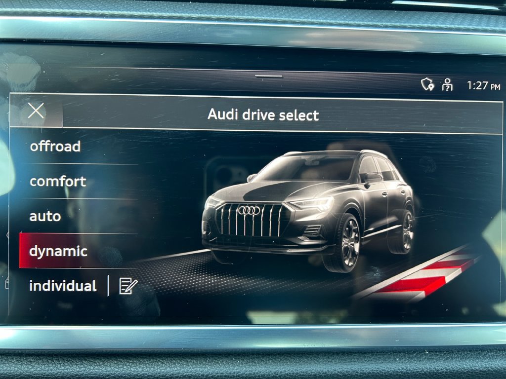 Used 2025 Audi Q3 2.0T Premium AWD/4WD image 35