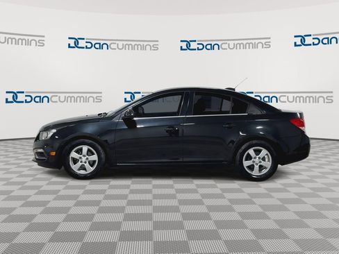 Used 2016 Chevrolet Cruze LT FWD image 5