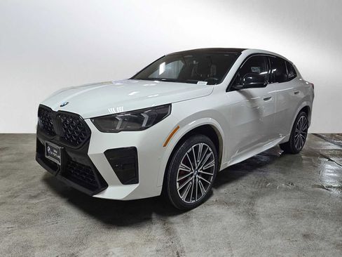 Used 2025 BMW X2 xDrive28i w/ Technology Package image 6