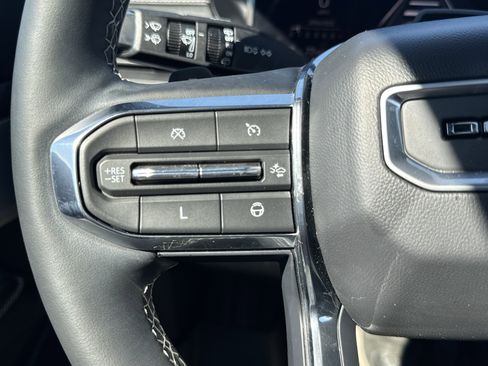 Used 2024 GMC Acadia Denali w/ Super Cruise Package image 34