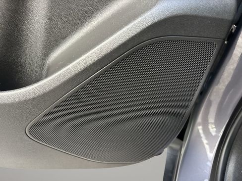 Used 2023 Chevrolet Bolt EUV LT w/ Driver Confidence Package image 18