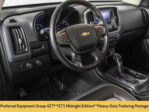 Used 2022 Chevrolet Colorado Z71 w/ Z71 Midnight Edition image 5