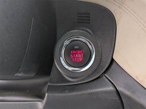 Used 2023 Subaru Outback Limited image 22