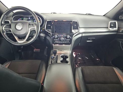 Used 2021 Jeep Grand Cherokee Altitude image 22