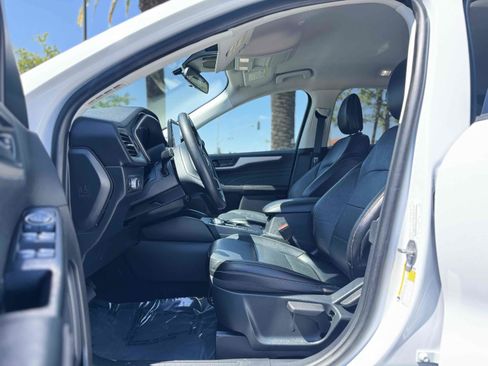 Used 2022 Ford Escape SE AWD/4WD image 4