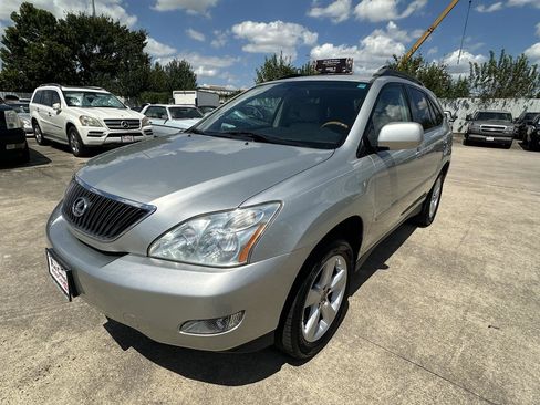Used 2005 Lexus RX 330 w/ Premium Pkg FWD image 10