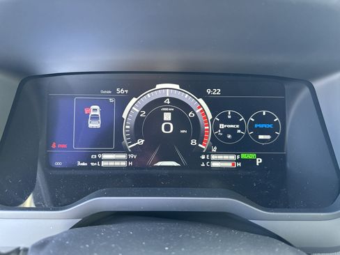 New 2025 Toyota Tundra Limited AWD/4WD image 17