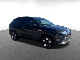 Used 2025 Hyundai Kona SEL video 2