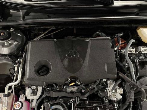 Certified 2025 Toyota Camry SE w/ Convenience Package image 12