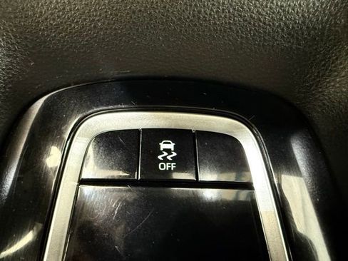 Used 2024 Toyota Corolla LE image 35