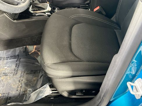 Used 2022 Jeep Renegade Altitude w/ Sun/Sound Group image 19